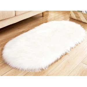 Kit 2 Tapetes Pelúcia Premium Pelo Alto 1,20mx50cm Cor: Branco