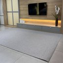 Ver imagem 1 de Tapete Trellas Sérvia Linho Luxo Retangular Antiderrapante Cinza Ideal para Sala e Quarto, Confortáv