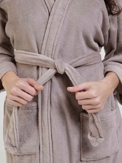 Roupão Microfibra Plush Inverno Frio Toque Macio Unissex Cor: Linho Tamanho: P - 4