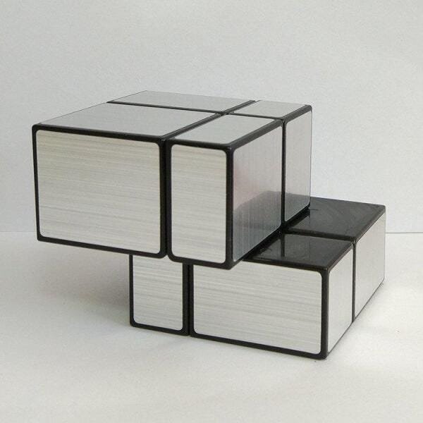 Cubo Mágico Profissional Diferente 2x2x2 Mirror Blocks Prata