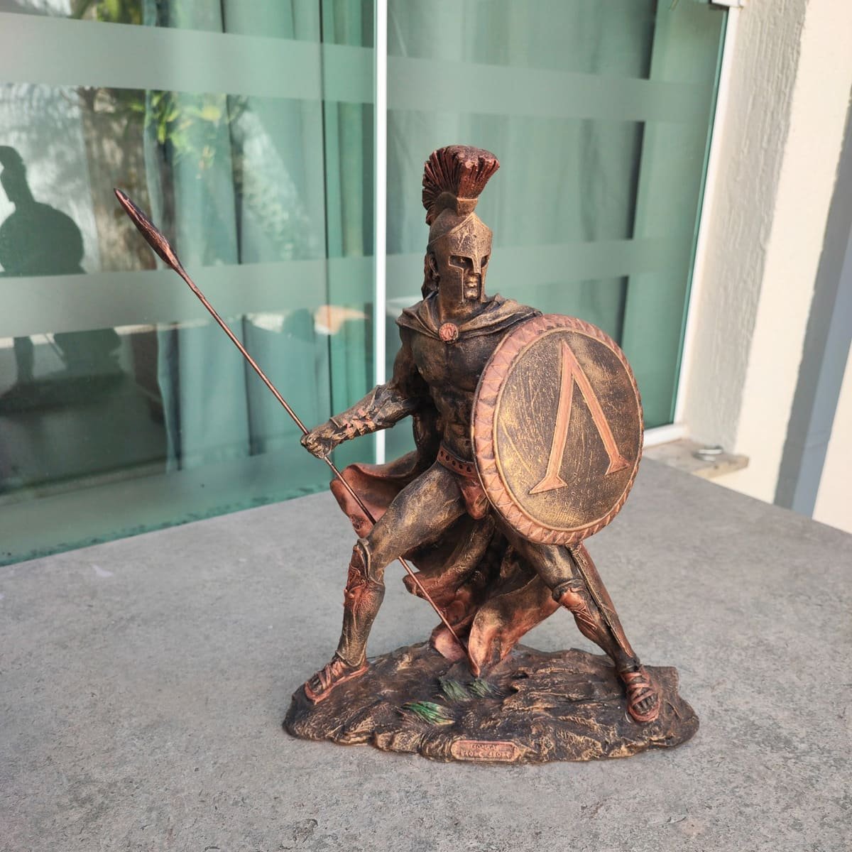 Estatua Leônidas o Guerreiro Espartano 32cm em Resina