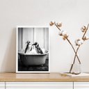 Ver imagem 2 de Quadro para Banheiro Casal de Pinguins 45x34cm - com Vidro:madeira Preta