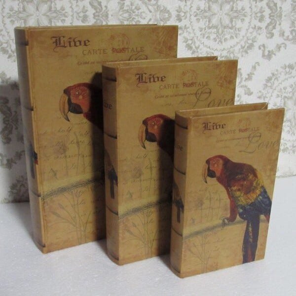 LIVROS DECORATIVOS - 3 PEÇAS - 1