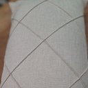 Ver imagem 2 de Capa Almofada Linho Retangular Baguete Grande Bege Cru Detalhe Drapeada 30x65cm