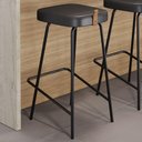 Ver imagem 2 de Banqueta Alta Cozinha e Área Gourmet Vik Estofada Couríssimo Preto - Desk Design