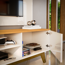 Ver imagem 3 de Rack Viena com Painel Grécia Sala de Estar Rgl 1.8 P/ Tv até 70 Pol -oferta:off White/naturale