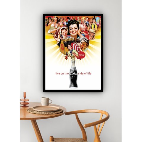 Quadro Decorativo Coca-cola Garrafa e Mulheres - 70x50cm:moldura Preta