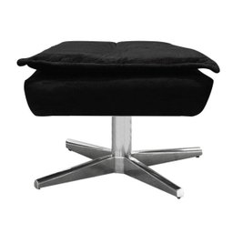 Puff Decorativo Sala de Estar Base Giratória Cromada Opla Suede Preto - Ibiza - 3