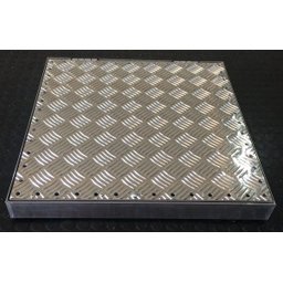 Tampa Xadrez Ventilada 80 x 80 cm - Casa de Maquina Piscina - 2
