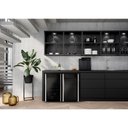 Ver imagem 7 de Cervejeira Electrolux 96 Litros Multi Drinks Preto com Acabamento em Alumínio Escovado Bcg96 127v