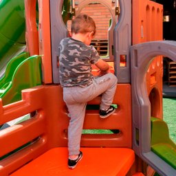 Playground DinoPlay Freso com Escorregador Infantil Tubo - 4