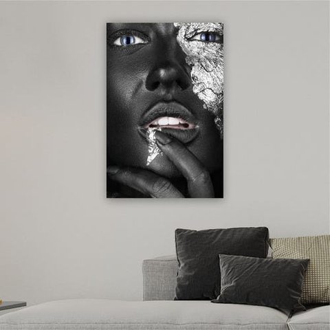 Quadro 90x60cm Mulher Mão Boca Prata Canvas