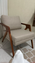Ver imagem 2 de Poltrona Decorativa Mona Luxo Madeira Maciça Tecido Linho Bege - Gustavo Decor