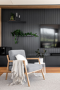 Ver imagem 2 de Lambri Preto MDF 274cm Pacote 12 Réguas 2,30m²