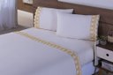 Ver imagem 1 de Jogo Lençol 4 Peças Cama Viúva Percal 200 Fios Bordado Palha com Dourado