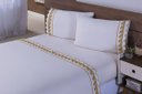 Ver imagem 1 de Jogo Lençol 4 Peças Cama Viúva Percal 200 Fios Bordado Palha com mostarda