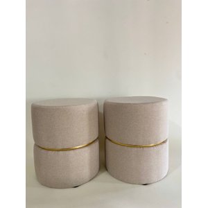 kit 2 Puff linho bege com base dourada