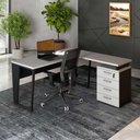 Ver imagem 1 de Mesa L 150cm Pé Metal Gaveteiro 4 Gavetas e Chave F5 Office Cor:cinza Sagrado com Preto