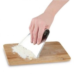 Raspador E Cortador De Massas Em Aço Inox I Genietti - 2