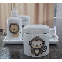 Kit Higiene Bebê Safari 5 Peças - Bandeja, Potes, Porta Álcool e Molhadeira - Tudo Porcelana - 8