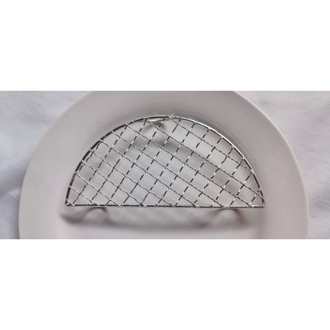 Peneira Mini Grelha Semi Circulo (para Tonkatsu, Tempura, Rolinho Primavera, Camarão)