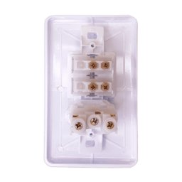 Kit 2 Interruptor Simples + Paralelo 6a com Tomada 250v 2p+t 10a Ilumi Cor:branco - 3