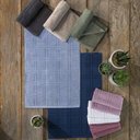 Ver imagem 2 de Toalha de Piso Antiderrapante Square Santista - Rosa