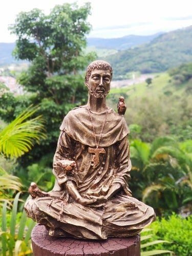 Imagem Estátua São Francisco Assis Meditando Em Resina 19 Cm - bronze - 3