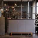 Ver imagem 3 de Buffet Aparador para Sala de Jantar 3 Portas Base em Madeira Maciça Flow - Cinza