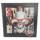 Ver imagem 1 de Quadro Decorativo Rockstar Caveira Quarto Sala Moldura 50x50 Decoraçao Banda Musica Enfeite LEVA PRA