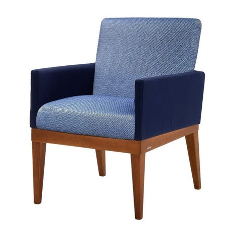 Poltrona de Madeira Estofada Valentina Azul