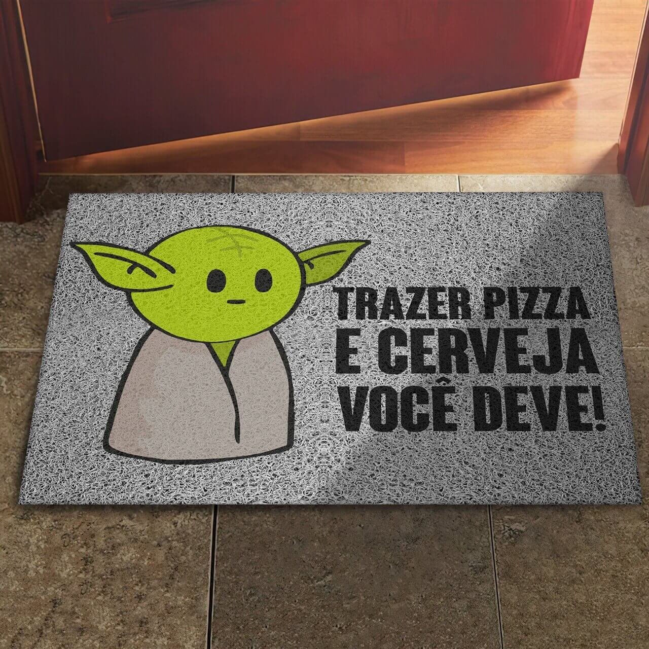 Capacho Yoda Trazer Pizza e Cerveja Você Deve - 60x40 - 2