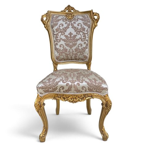 Cadeira Clássica Bege com Dourado a: 115cm L: 59cm P: 44cm