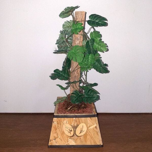 Bonsai Artificial Etéreo Monstera Tronco Natural Vaso Virado - 1