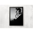 Ver imagem 2 de Kit 3 Quadros decorativos - Mountain Bike Ciclista