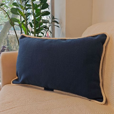 Capa de Almofada Atelier Cordão Retangular Azul Marinho 50x30