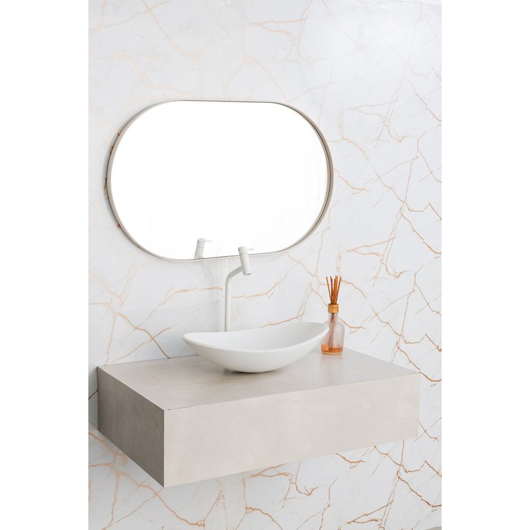 Espelho Grande Oval com Moldura em Metal Decorativo 115 X 50cm Espelho Grande Oval com Moldura em Metal Decorativo 115 X 50cm