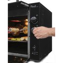 Ver mais imagens de Churrasqueira Gás Bancada Ranch Grill com 3 Espetos Bivolt Preta Fischer