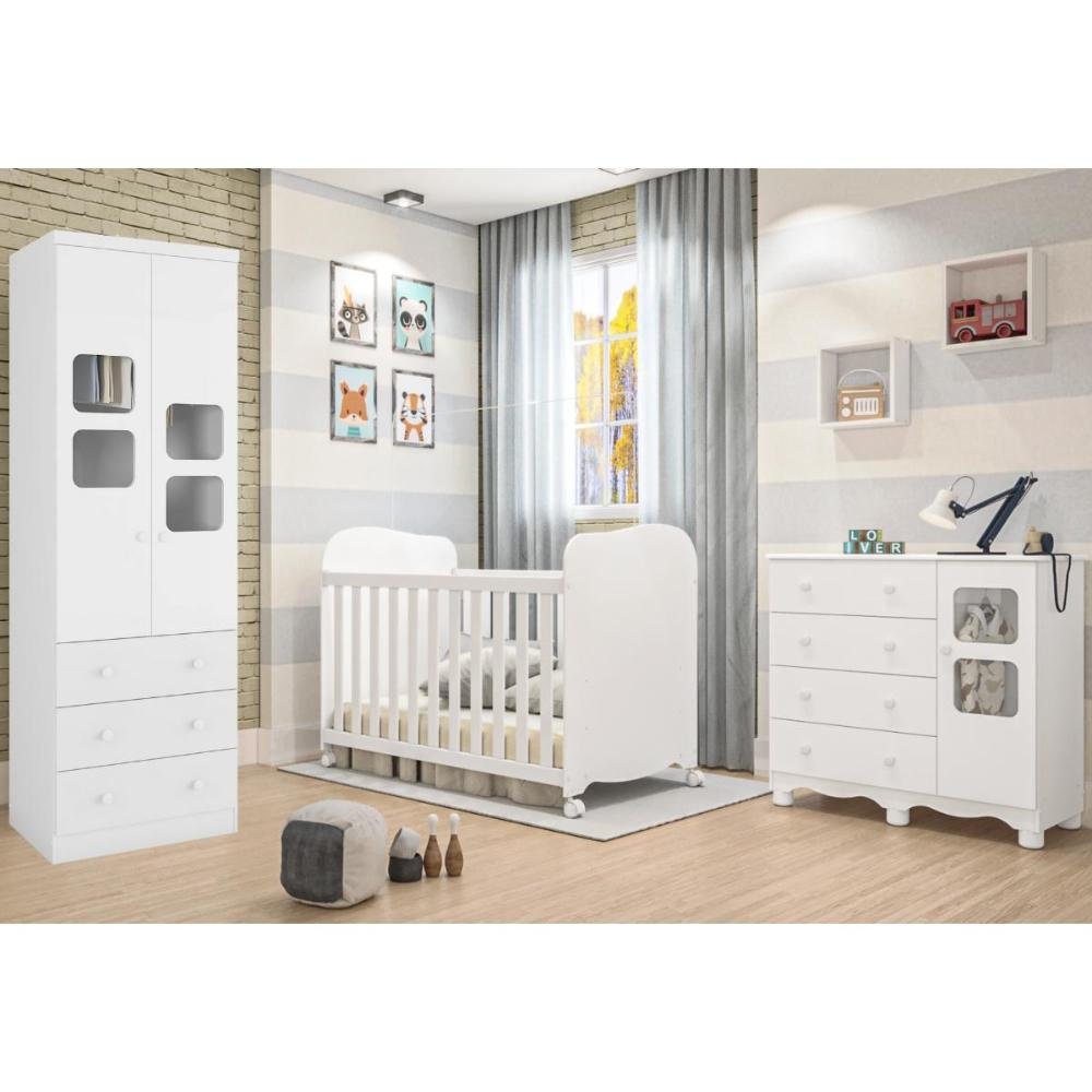 Quarto de Bebê Completo Berço Americano Guarda Roupa Uli 2 Portas Cômoda Uli Peroba Branco Brilho