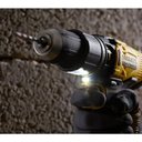 Ver imagem 2 de Parafusadeira e Furadeira de Impacto Stanley Profissional SCD711C2K-Br com 2 Baterias Carregador