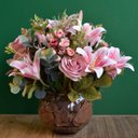 Ver imagem 1 de Arranjo de Flores Artificiais Rosas e Lírios Cor Rosa Claro Redondo