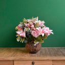 Ver imagem 6 de Arranjo de Flores Artificiais Rosas e Lírios Cor Rosa Claro Redondo