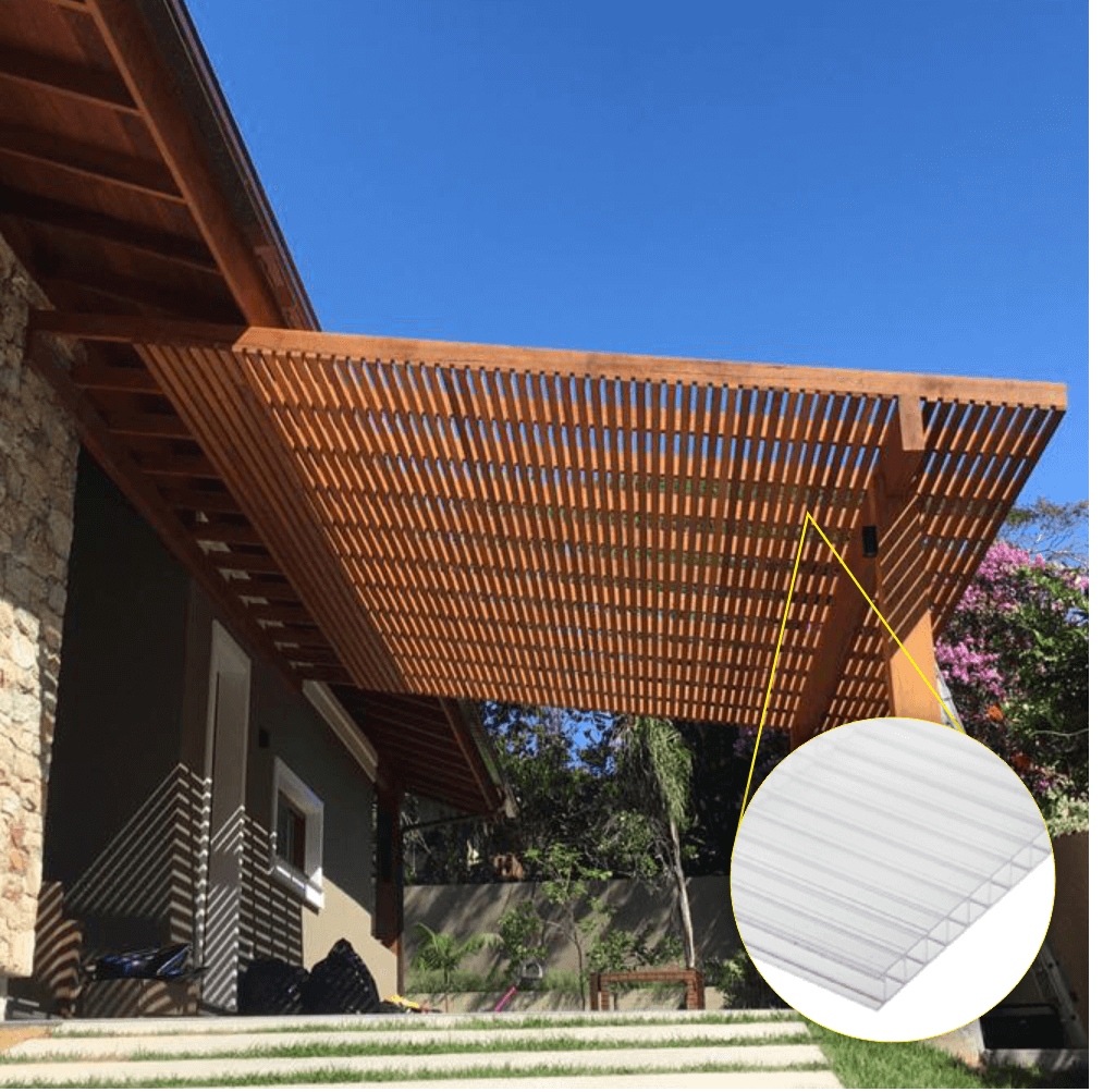 Chapa de Policarbonato Alveolar Cristal 4mm - 2,10m x 3,00m - 3