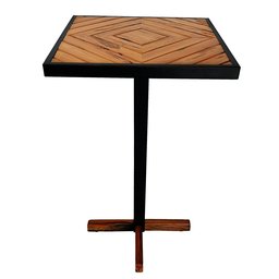 Mesa Bistrô Europa em Madeira Peroba e Estrutura Metálica - Elegância para Ambientes Modernos - 2