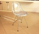 Ver imagem 6 de CADEIRA EAMES DSR CRISTAL POLICARBONATO BASE EIFFEL CROMADA