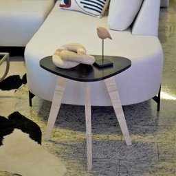 Mesa Orgânica Lateral Tripé Pés Quadrado Moderna Decorativa para Canto Sala Preto - 1