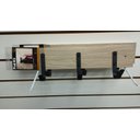 Ver imagem 1 de Cabideiro de Madeira Simples Nogueira com 3 Ganchos Pretos Pequenos