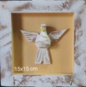 Ver imagem 3 de Quadro Fundo Amarelo 15 Cm em Madeira com Pomba Entalhada