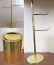 Ver imagem 1 de Kit Lavabo Dourado, Papeleira, Toalheiro E Lixeira