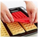 Ver imagem 2 de Kit Formas De Silicone Para Waffles Retangular E Coração